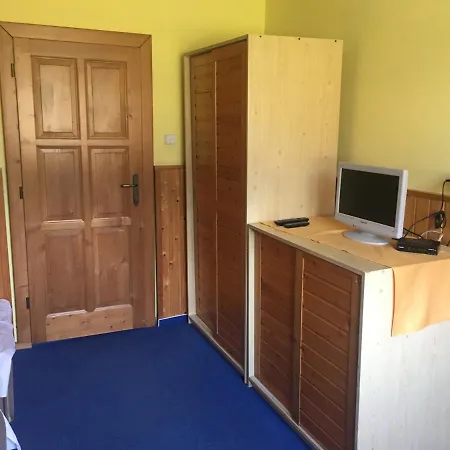 Lesni Bouda 페츠포드 스녜즈코우