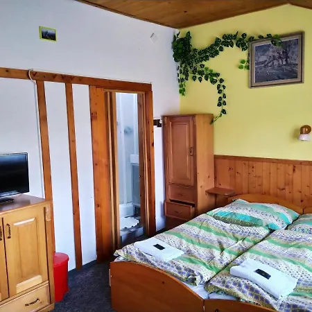 호텔 Lesni Bouda *