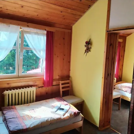 Lesni Bouda 호텔 *