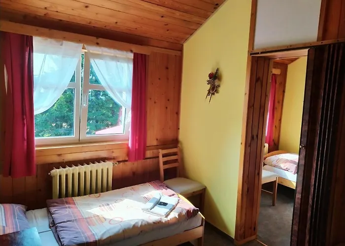 Lesni Bouda Hotel *